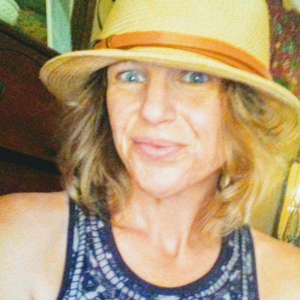 Meet your Posher, Sharon