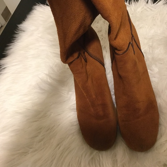 Faryl Robin Suede Slouch Boots - Picture 3 of 8