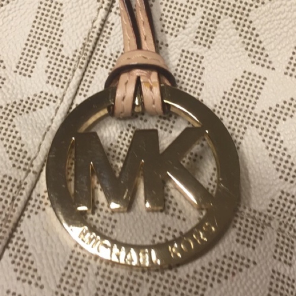 THE MK bag SOLD - Picture 3 of 4