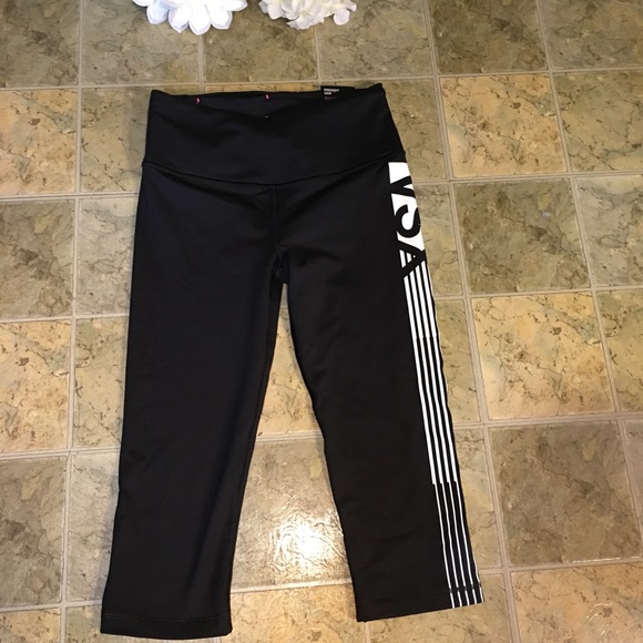 NEW! VICTORIA'S SECRET KNOCKOUT CROP SPORT PANT - Picture 8 of 8