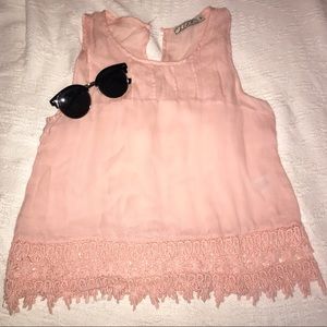 light weight tank with crochet details