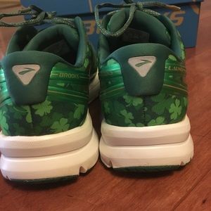 brooks launch 5 st patrick's day