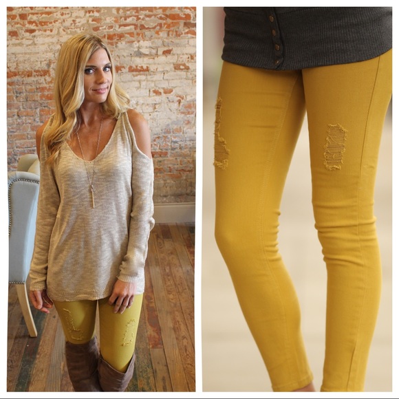✨Almost Gone✨Mustard distressed skinny jeans - Picture 2 of 2