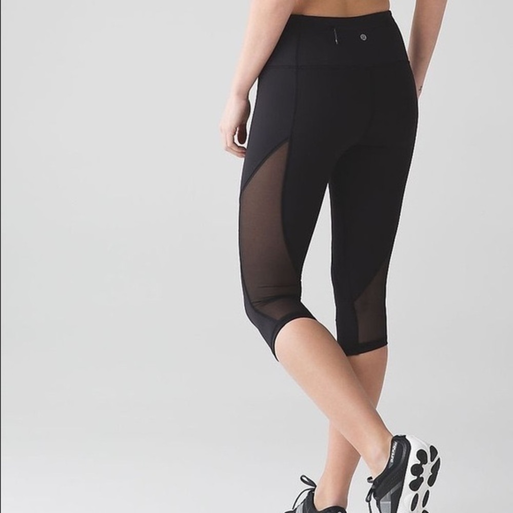 Lululemon Crop Yoga Pants