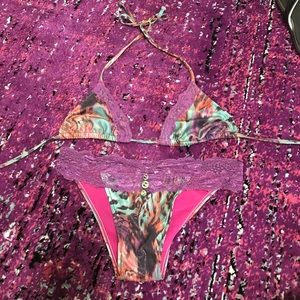 Beach Bunny limited edition