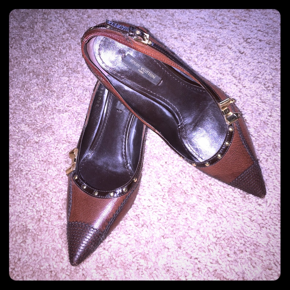 Louis Vuitton brown leather heels.