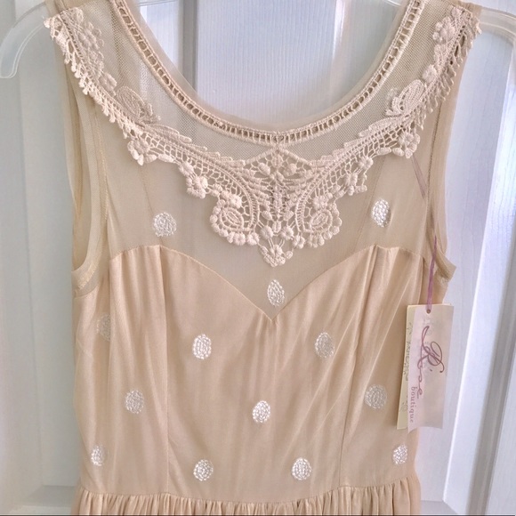 SOLD Modcloth Ethereal Girl Dress - Picture 4 of 8