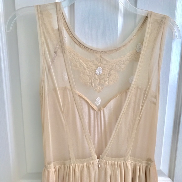 SOLD Modcloth Ethereal Girl Dress - Picture 5 of 8