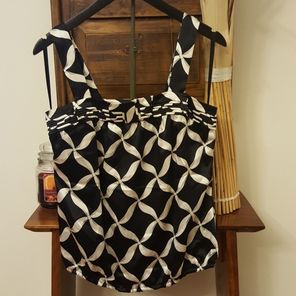 Gorgeous silk WHBM Cami - Picture 1 of 8