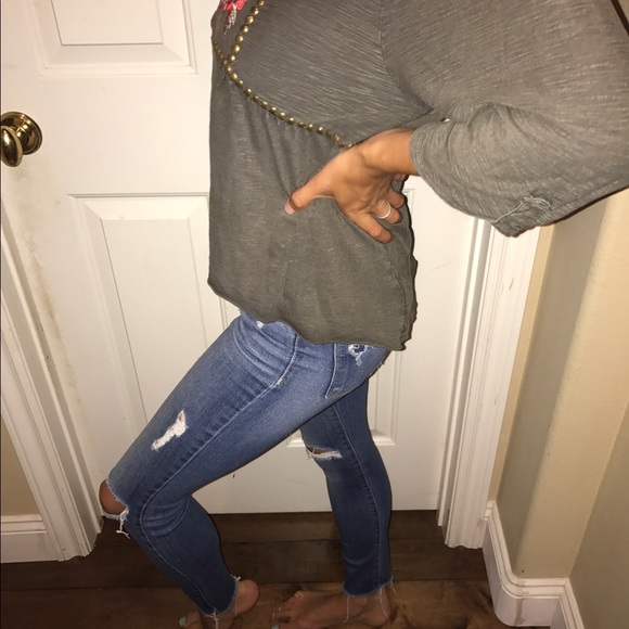 Embroidered Urban outfitters top - Picture 5 of 5