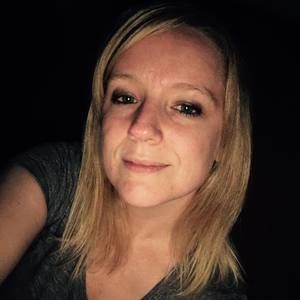 Meet your Posher, Desiree