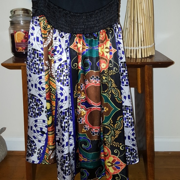 Vibrant and beautiful little dress - Picture 5 of 7