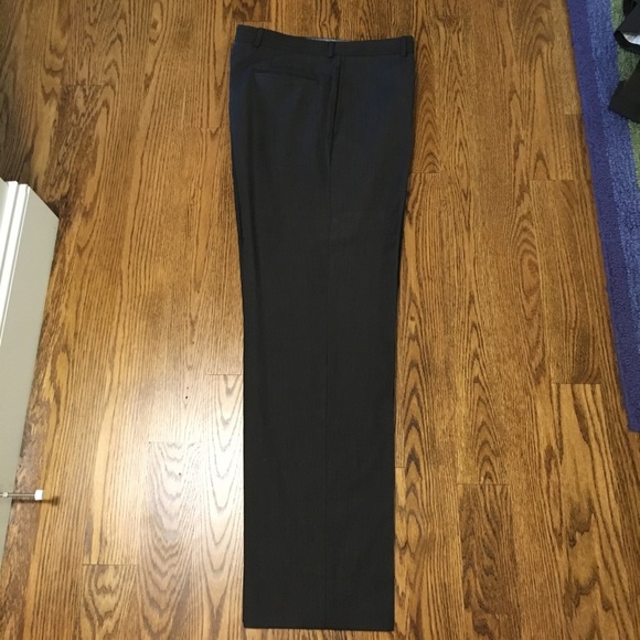 Calvin Klein men's suit - Picture 2 of 8