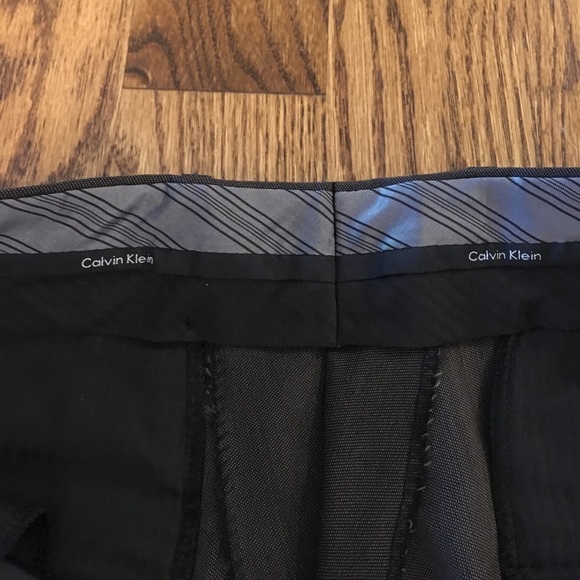 Calvin Klein men's suit - Picture 4 of 8