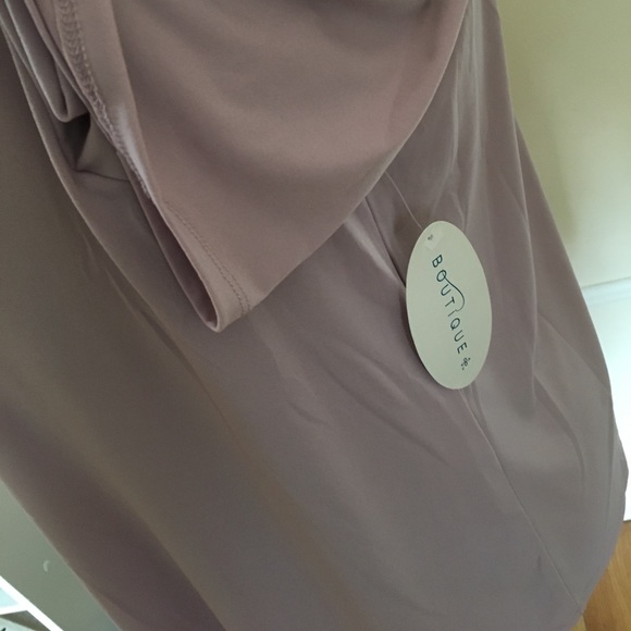 Blush shirt w/choker - Picture 8 of 8