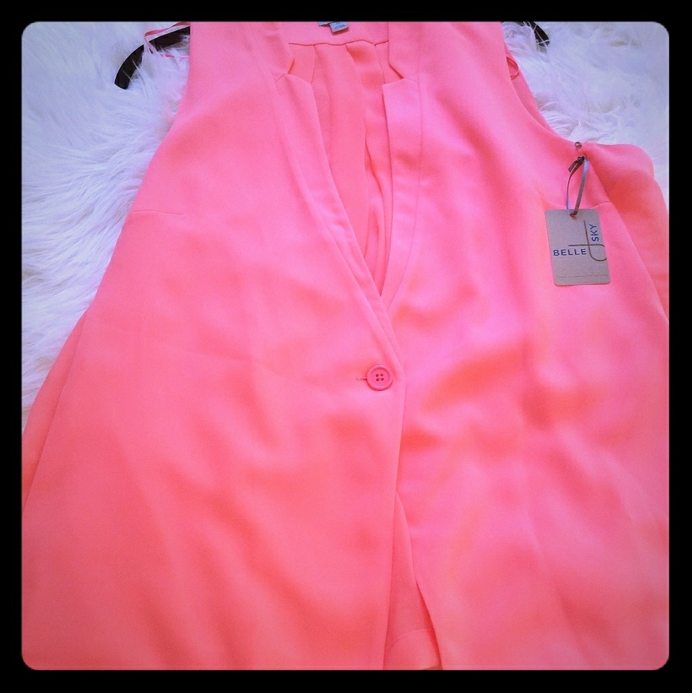 Belle Sky Sleeveless Blazer