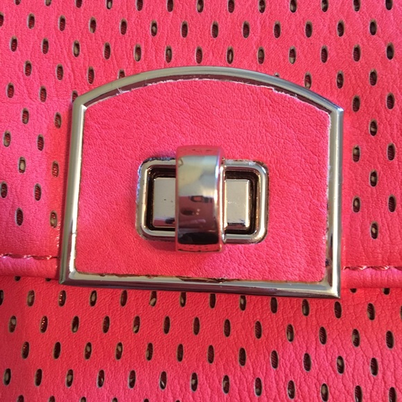 New urban expressions coral clutch - Picture 3 of 8