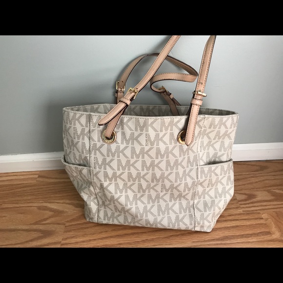 Michael Kors Tote Bag - Picture 3 of 3