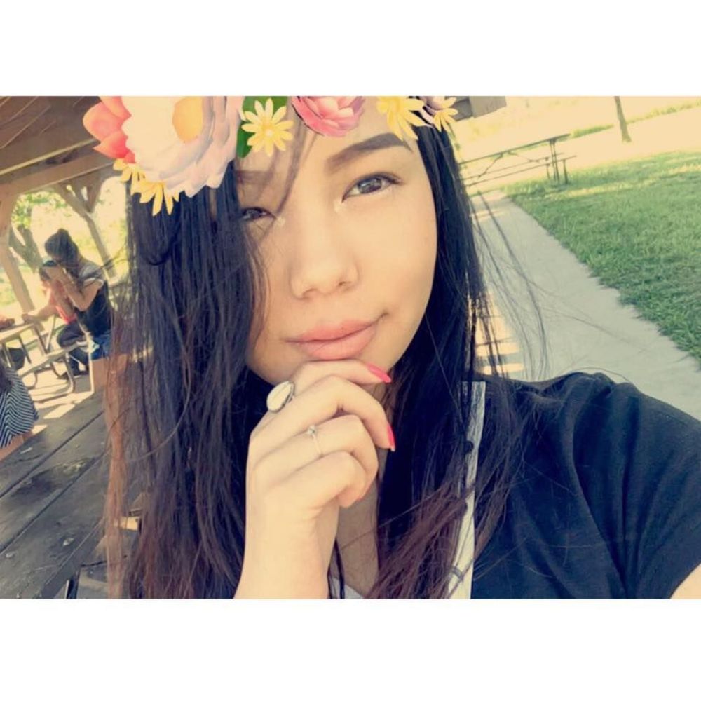 Meet your Posher, Monjika