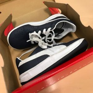 Puma Sneakers - Boys