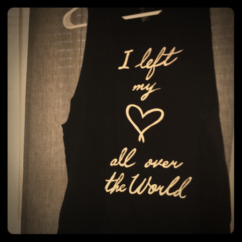 ☘Forever 21 tank☘