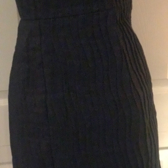 Lotus Grace Jean Dress - Picture 3 of 5