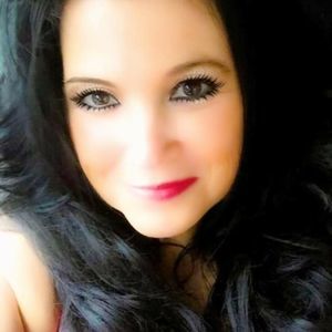 Meet your Posher, Connie