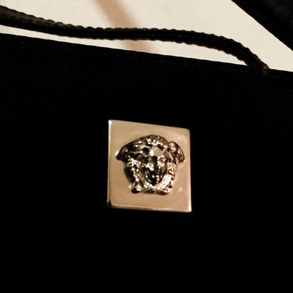 ♦️SOLD♦️Versace black nylon shoulder tote - Picture 2 of 7