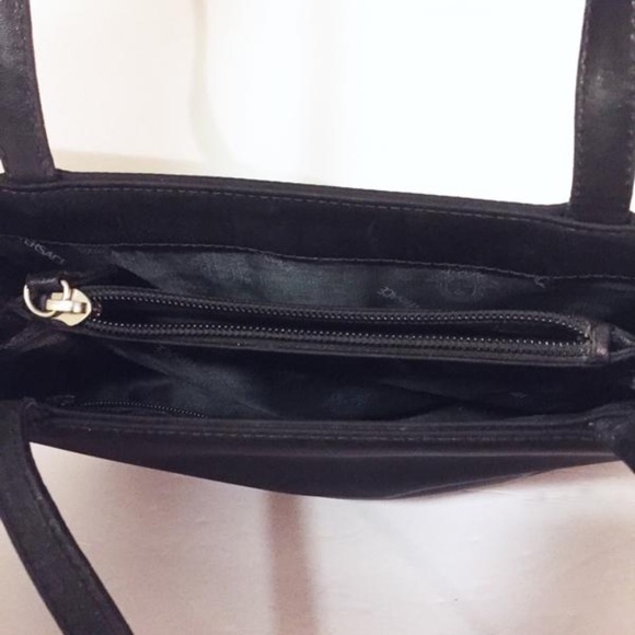 ♦️SOLD♦️Versace black nylon shoulder tote - Picture 5 of 7