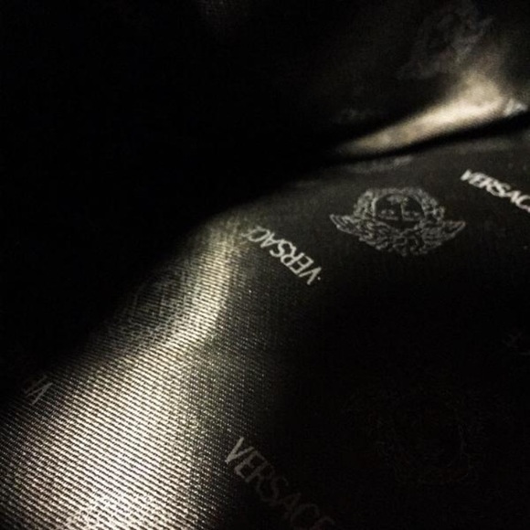 ♦️SOLD♦️Versace black nylon shoulder tote - Picture 7 of 7