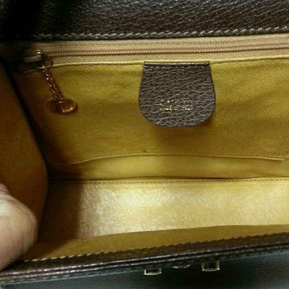 SOLD--Authentic rare Gucci  handbag  1950's  9x9x4 - Picture 4 of 8