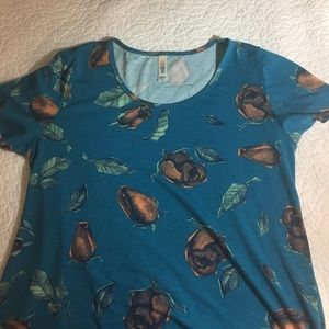 Lularoe classic tee