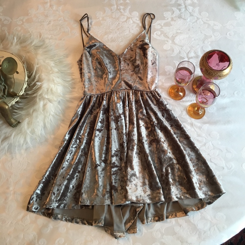 Silence + noise date night romper 🥂