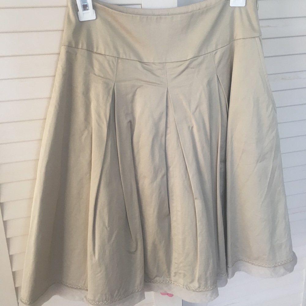 Pleated skirt