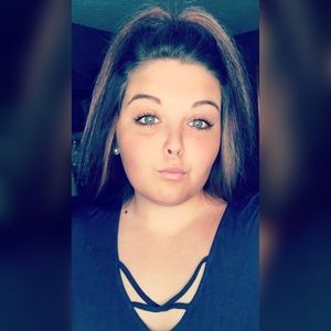 Meet your Posher, Madelyn