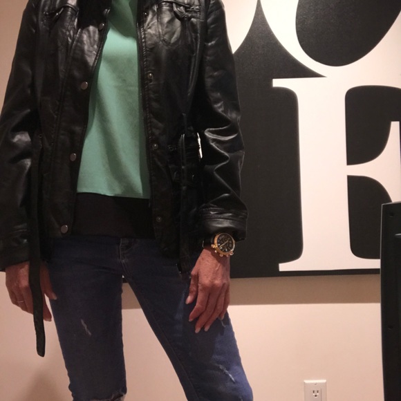 Jacket - Picture 2 of 6