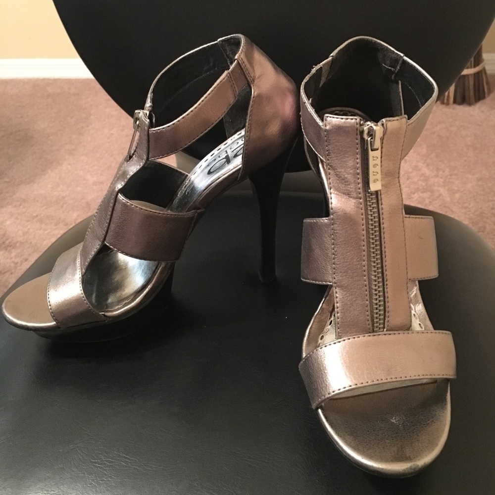 2B Bebe heels
