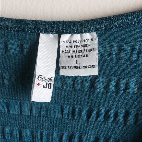 Cute SAMI + JO Sleeveless Stretch Ruffle Top Sz L - Picture 3 of 3