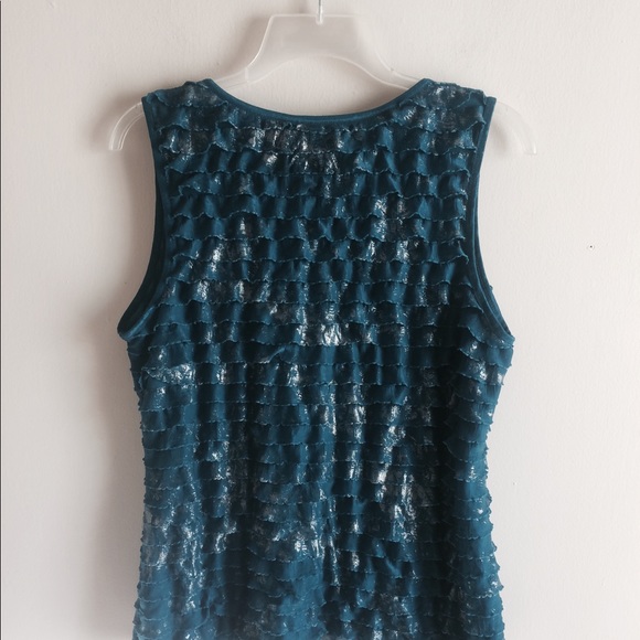 Cute SAMI + JO Sleeveless Stretch Ruffle Top Sz L - Picture 2 of 3