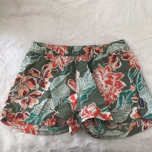 Women's Barely Baggies Shorts in Camp Green