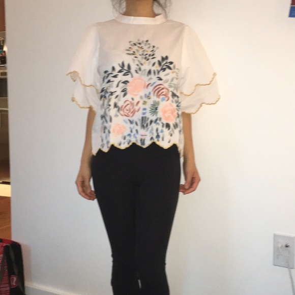 NWT white embroidery top! - Picture 7 of 7