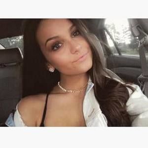 Meet your Posher, Paige