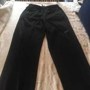 Black Nike Therma-Fit Sweatpants