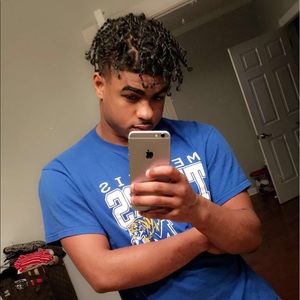 Meet your Posher, Collin