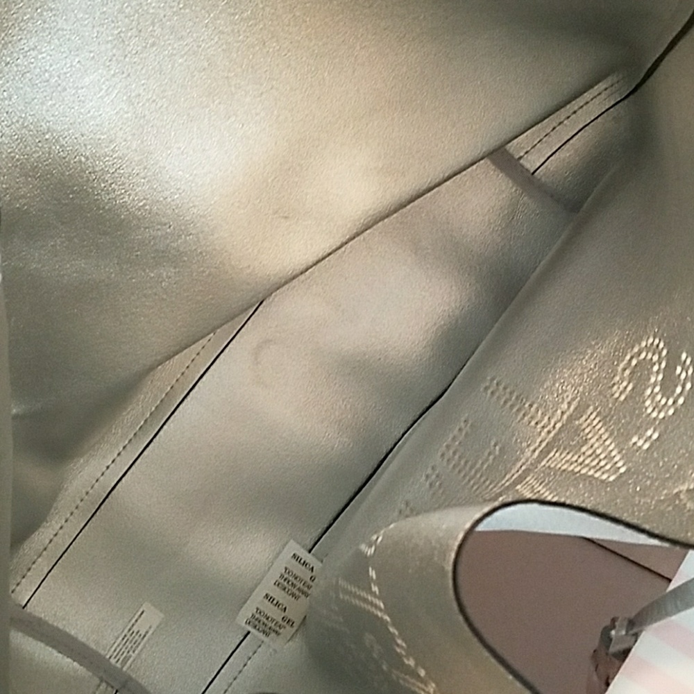 Sale victoria secret white tote brand new in box - Picture 2 of 4