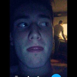 Meet your Posher, Levi