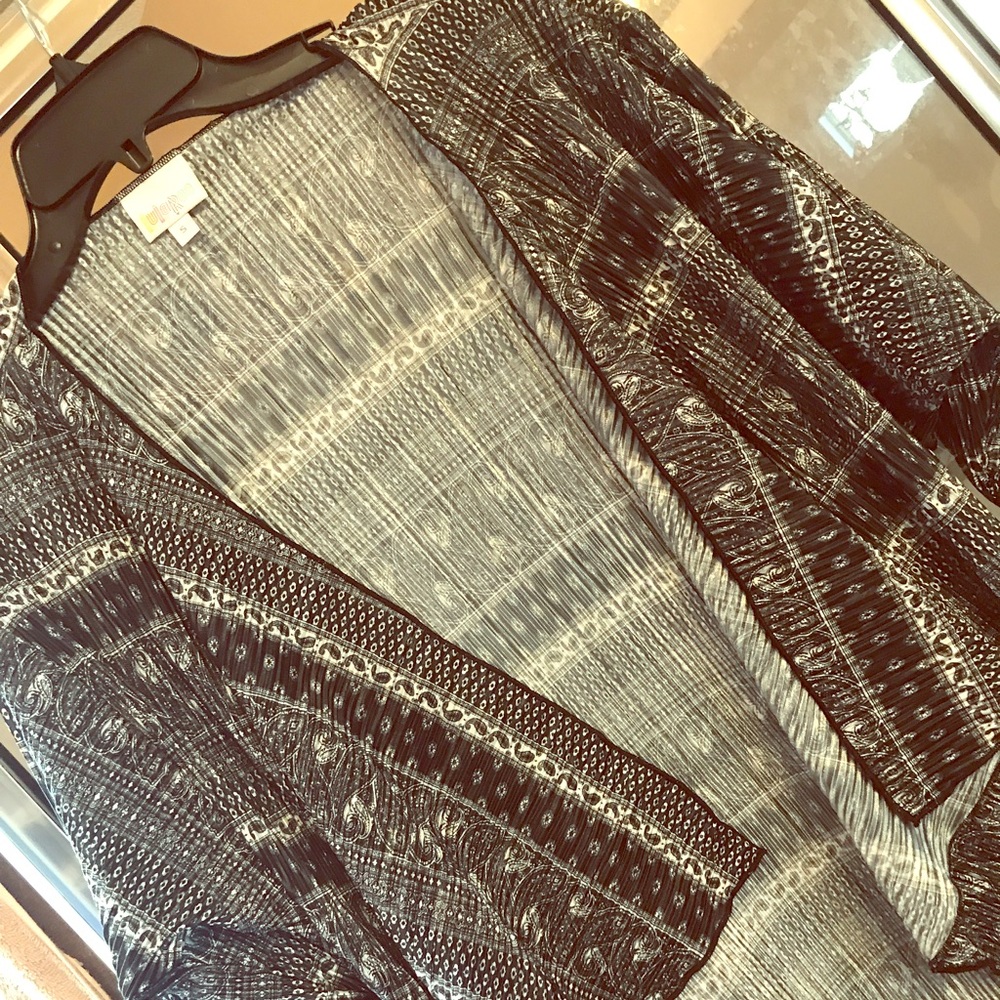 Lularoe Shirley NWT ❤️❤️❤️🦄🦄