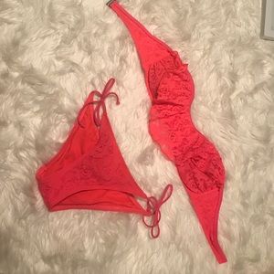 Bandeau top bikini (padded) with cheeky bottoms