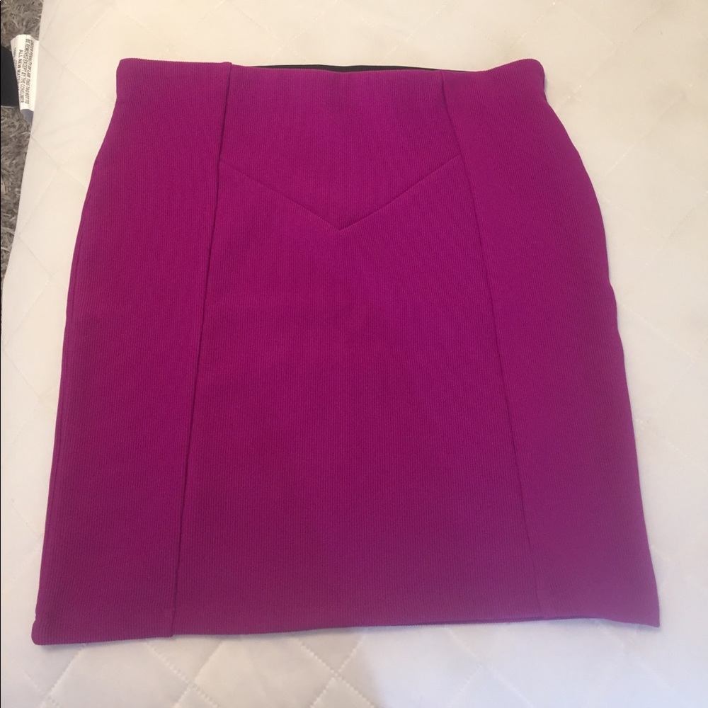 Pencil skirt- short