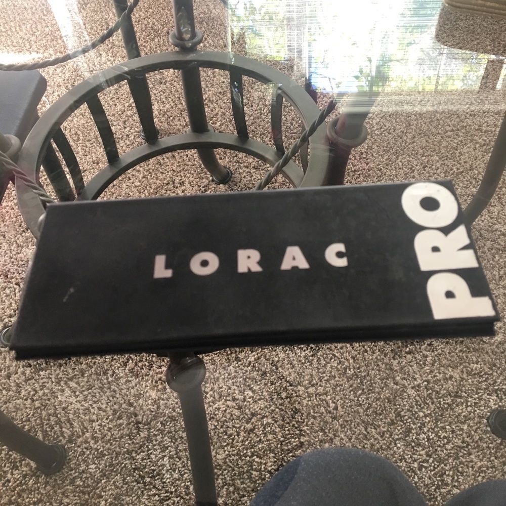 Lorca Pro Eyeshadow Palette